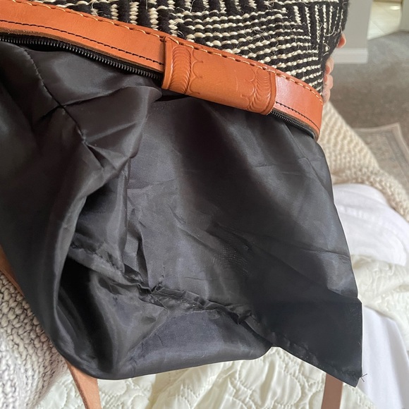 Woven geometric design bag - Picture 6 of 8